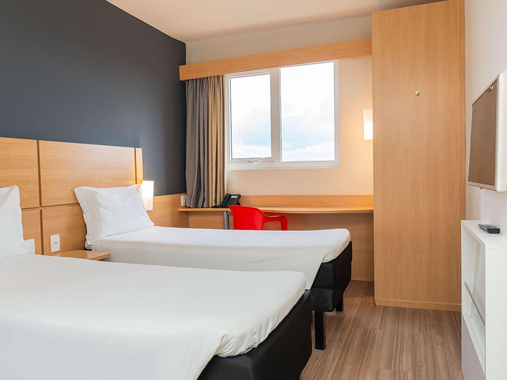 Hotel Ibis Chapecó Exteriér fotografie