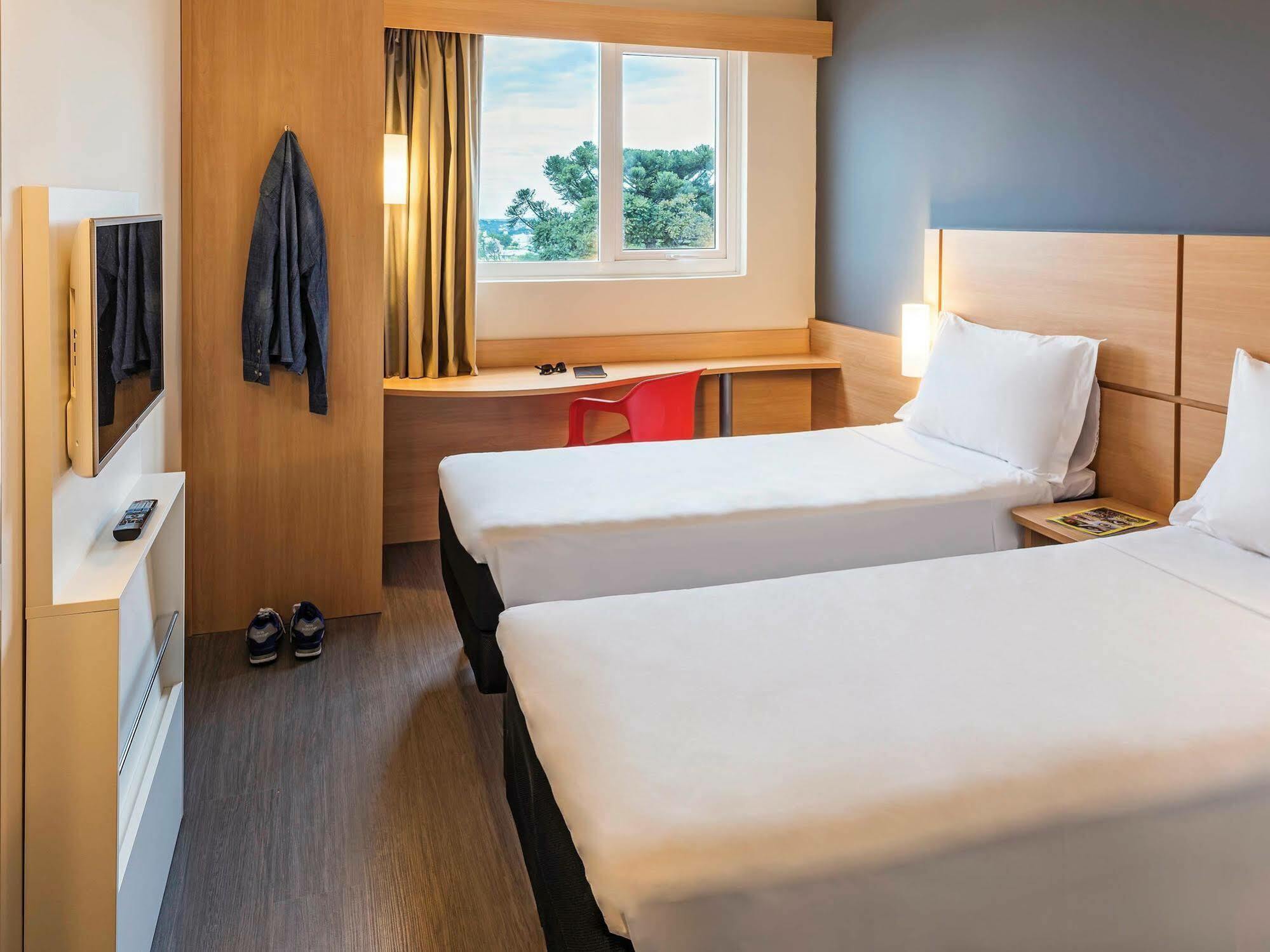 Hotel Ibis Chapecó Exteriér fotografie